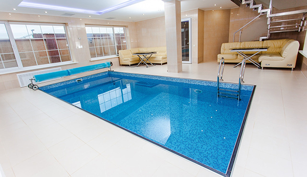 室內泳池濕度過高怎么辦？松井泳池除濕機為您解憂