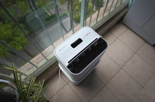 再說除濕機標(biāo)準(zhǔn)定制問題